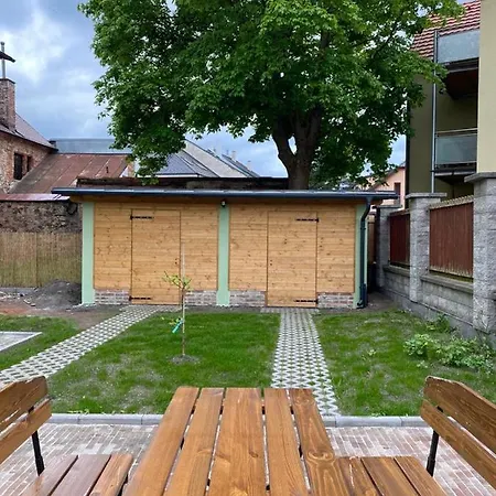 Tachov Garden House Apartment